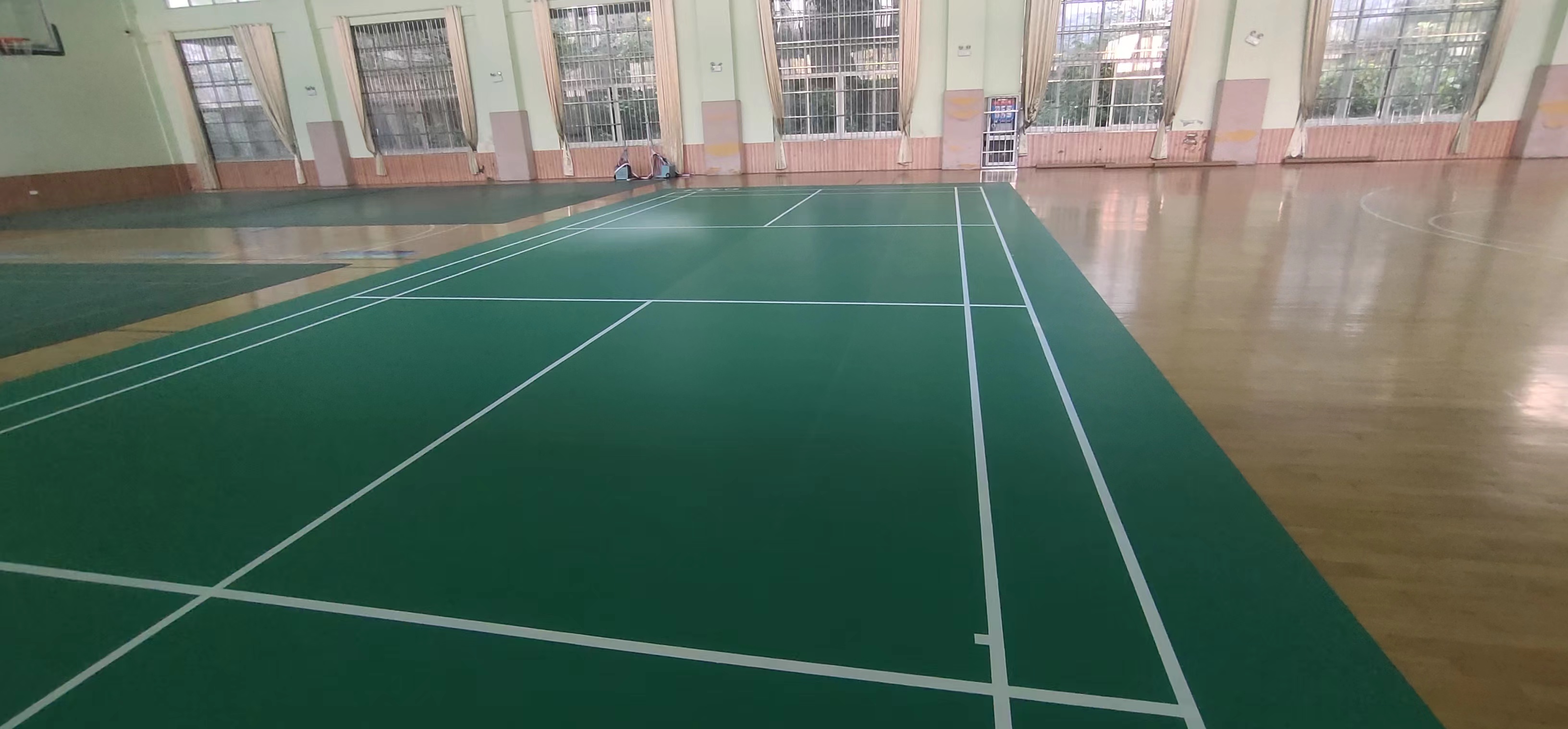 羽毛球馆案例